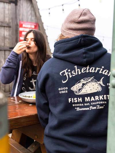 TRAVEL AGENT "GOOD VIBES, FRESH FISH" PULLOVER HOODIE